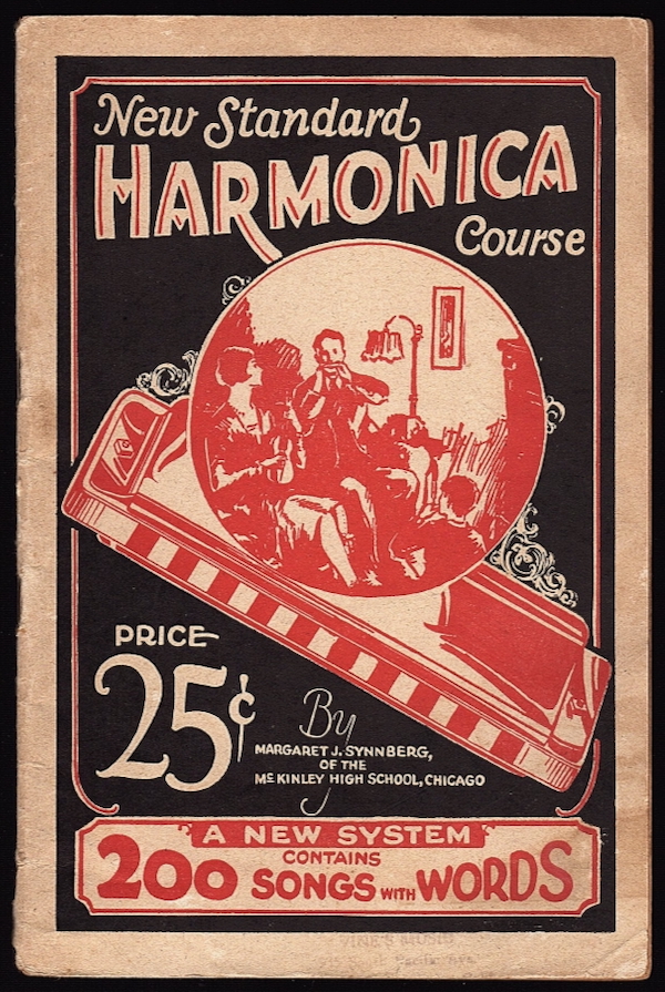 NEW STANDARD HARMONICA COURSE: A NEW SYSTEM CONTAINS 200 SONGS WITH WORDS